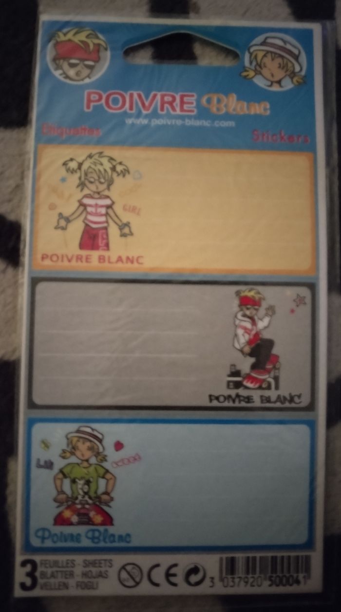 Lot de trois paquets étiquettes "Poivre blanc et Spiderman" 30 au total neufs - photo numéro 2