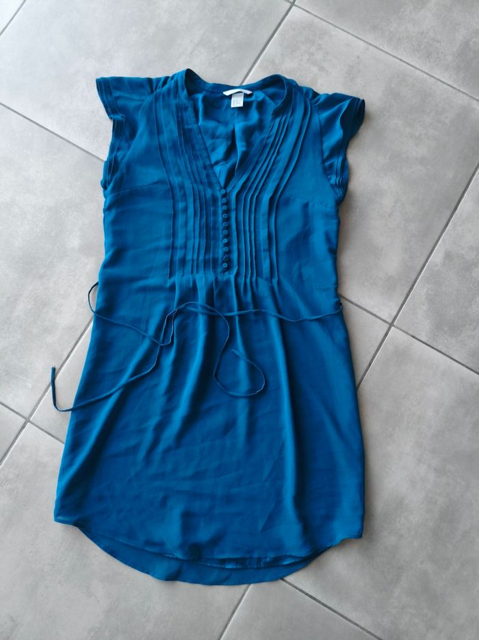 Robe femme T 34 H&M - photo numéro 1