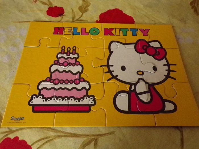 Puzzle Hello Kitty Ravensburger complet - photo numéro 3