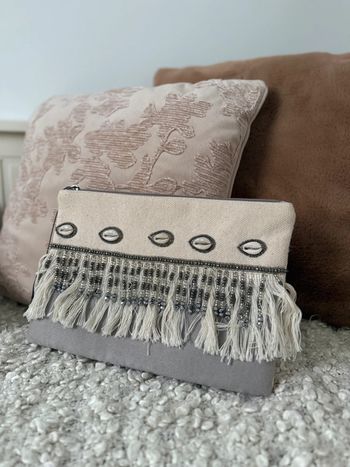 Pochette Tasche pouch Bolsa Zakje Borsa bag Sac main Zak handbag Handtasche Bolso de mano