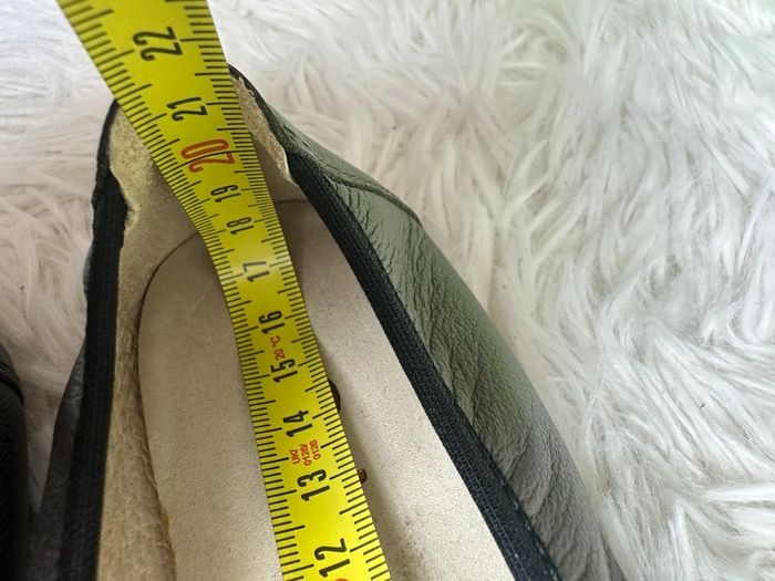 Paire de ballerine Unisa taille 31 - photo numéro 5