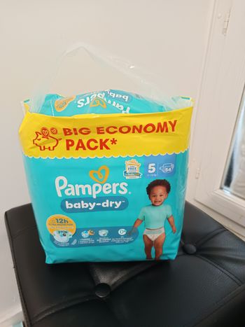 Couche Pampers 