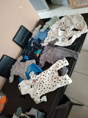 Lot pyjama velours / été 3 mois