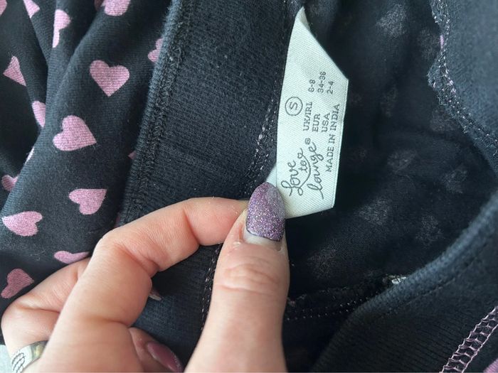 Pantalon de Pijama bleu marine à cœurs roses avec un chien Love to Lounge taille S très bon état - photo numéro 3