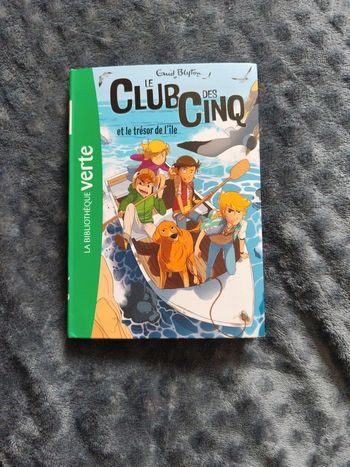 Le club des cinq et le trésor de l'île