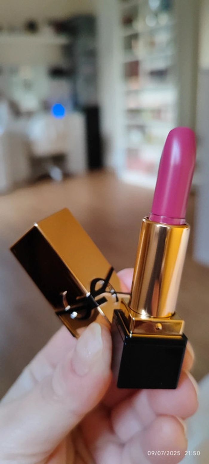 Yves Saint Laurent Rouge à lèvres Rouge Pure Couture Petit Modèle Teinte Pink Muse - photo numéro 7