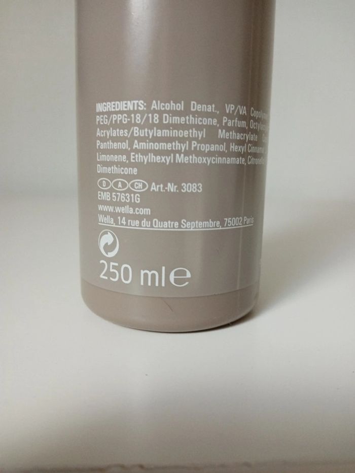 Wella. 2 spray fixants - photo numéro 7