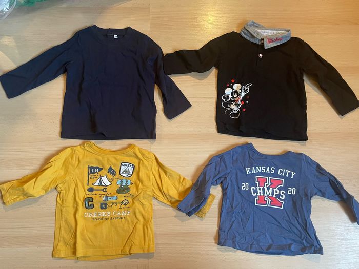 Lot de 4 t shirts manches longues taille 12 mois garçon