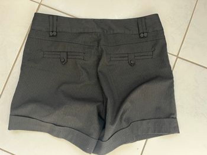 Short - photo numéro 2