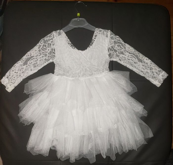 Robe Baptême/mariage - photo numéro 2