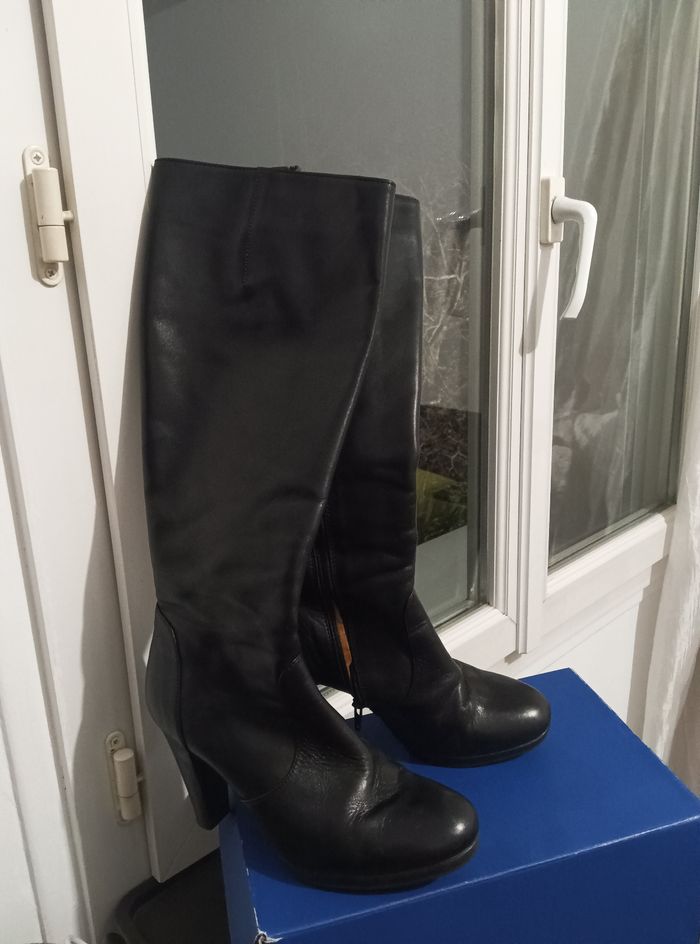Bottes femmes pointure 37 - photo numéro 2
