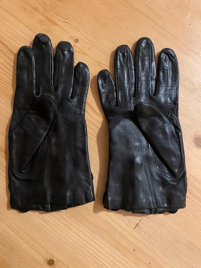 Gants cuir avec jolie découpe - photo numéro 3