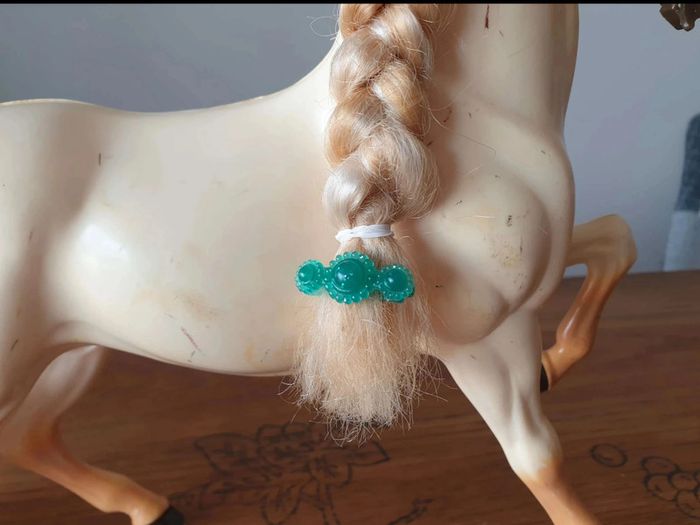 Cheval Barbie Palomino avec  accessoires - photo numéro 3