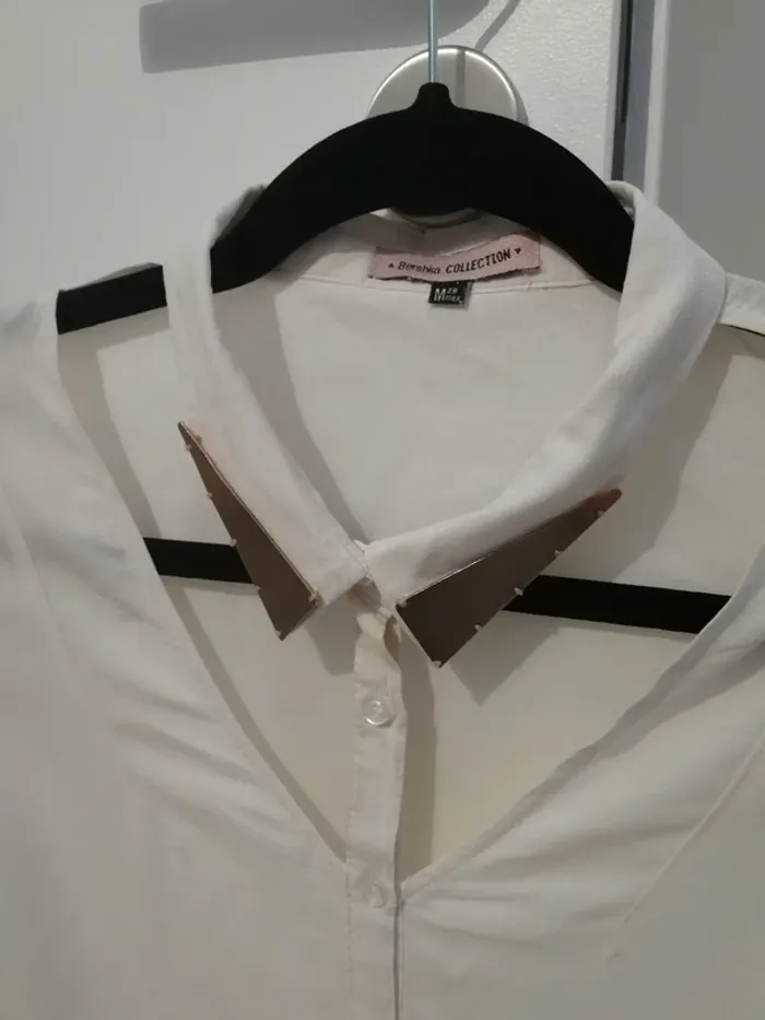 Chemise blanche col métal et découpe - photo numéro 4