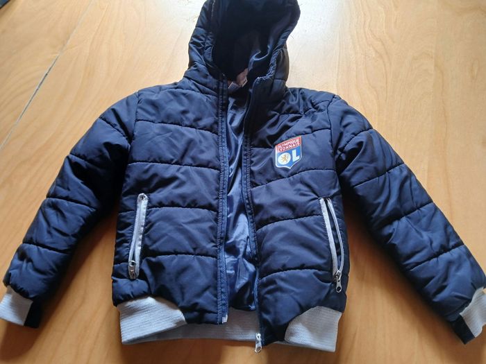 Blouson olympique lyonnais 7/8 ans - photo numéro 2