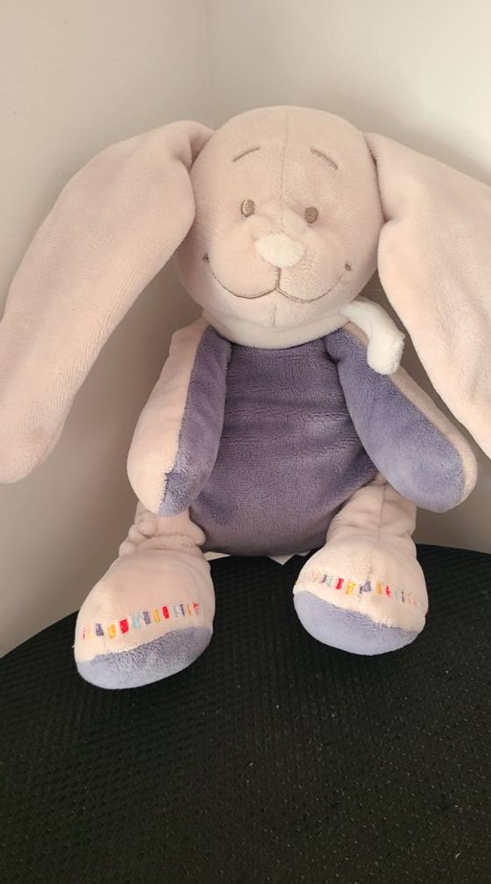 Noukie's Bao & Wapi peluche lapin bleu gris écharpe - photo numéro 4