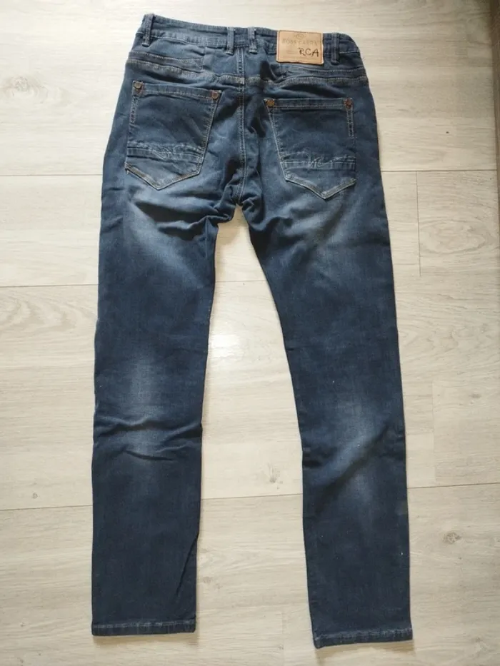 Jean homme taille 42 W 33 - photo numéro 2