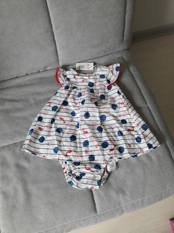 Ensemble robe et bloomer Catimini taille 6 mois neuf avec étiquettes