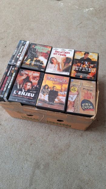 Lot de 120 dvd bon état ( 2eme lot )