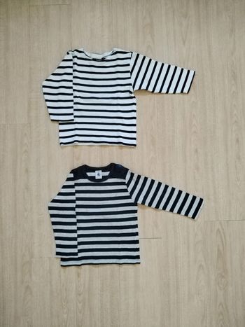 Lot 2 t-shirts manches longues rayés 2 ans