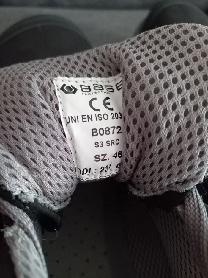 Chaussures sécurité 46 - photo numéro 9
