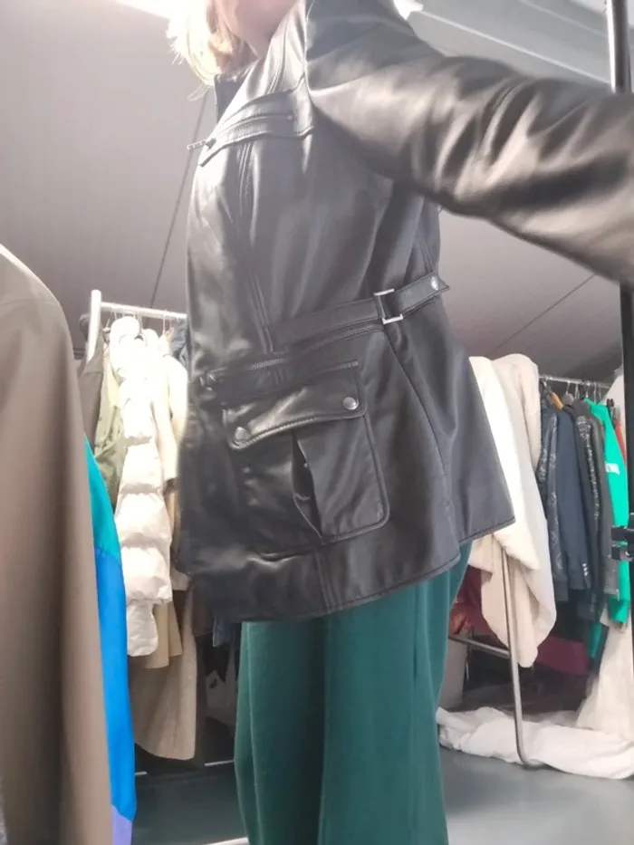 Veste en Cuir femme L > XXL parfait état - Cuir véritable très bonne qualité A269 - photo numéro 15