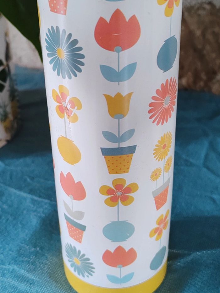 Thermos fleurs jaune et blanc - photo numéro 3