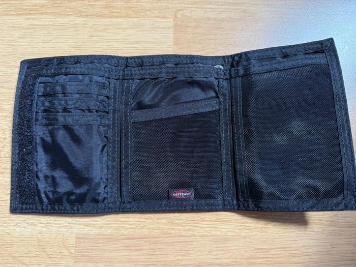 Portefeuille Eastpak - photo numéro 4