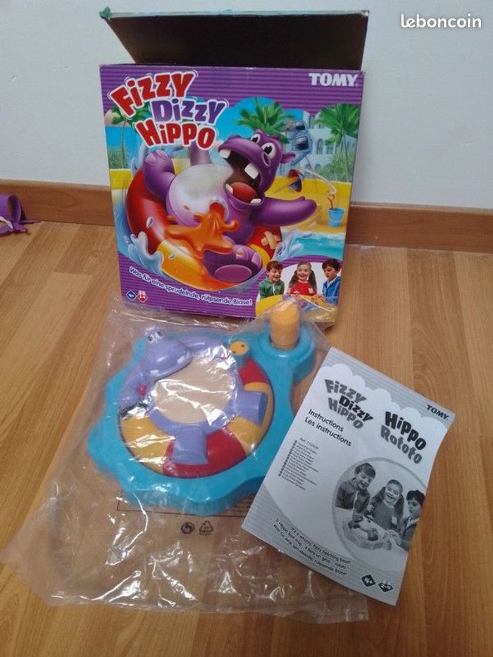 Jeu hippo rototo (manque autocollants et ombrelle voir annonce)