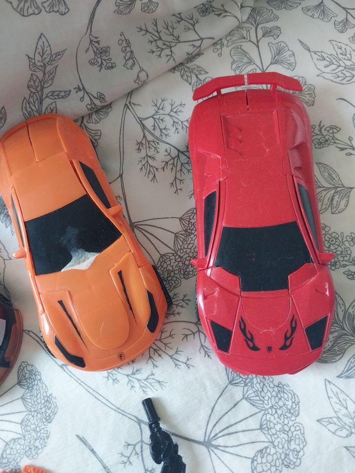 Lot 3 voitures transformers - photo numéro 2