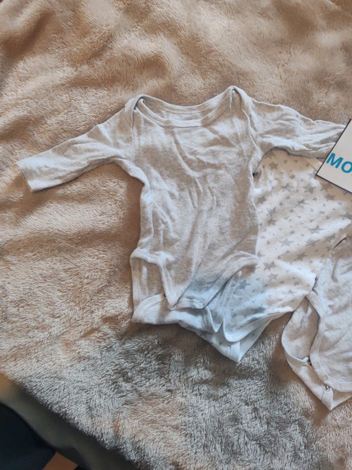 3 bodies - photo numéro 2