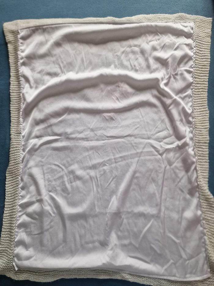 Couverture légère 77x59cm - photo numéro 5