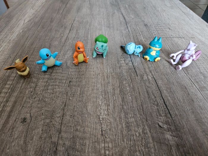 Figurines pokémon