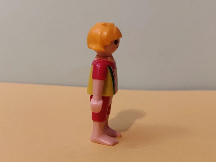 Petite fille Playmobil - très bon état - photo numéro 5