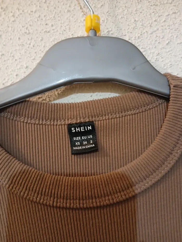 Haut a manches longues chauf marron" shein" taille xs - photo numéro 3