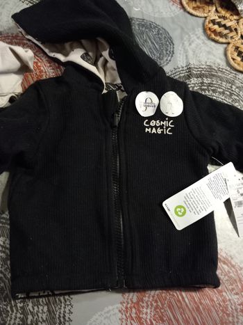 Ensemble neuf avec étiquette