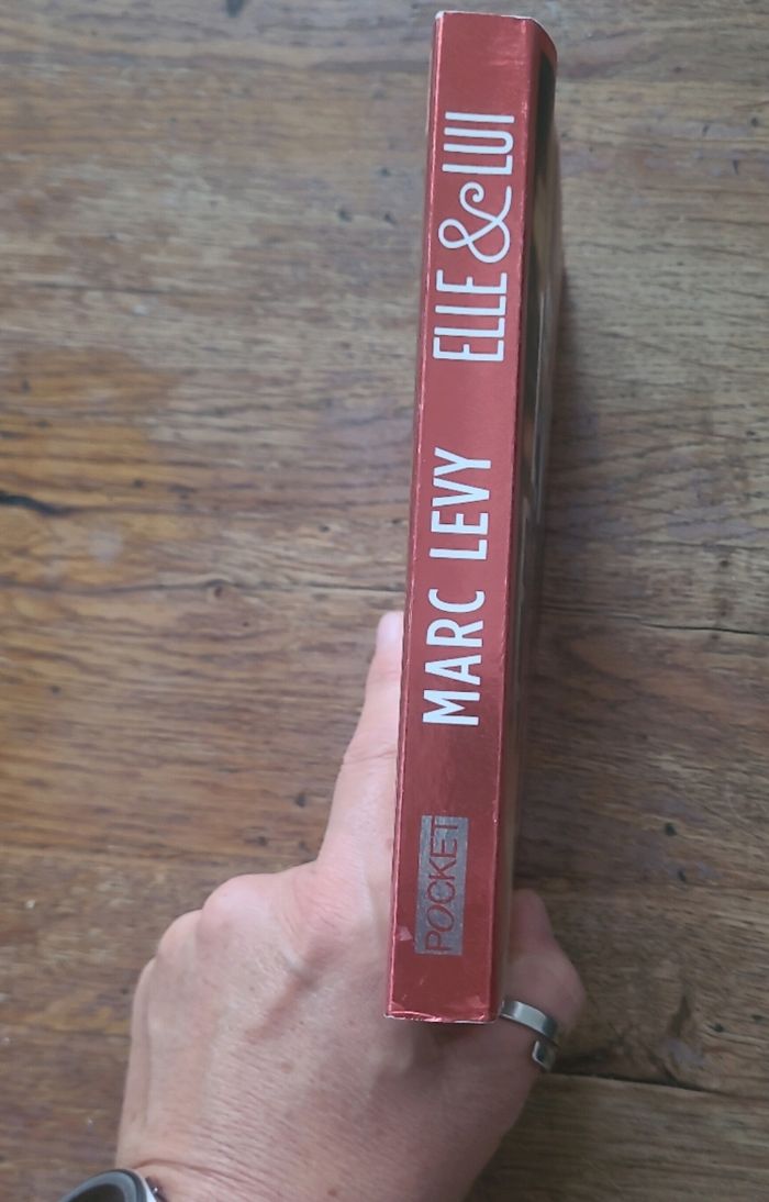 Elle & lui - photo numéro 3