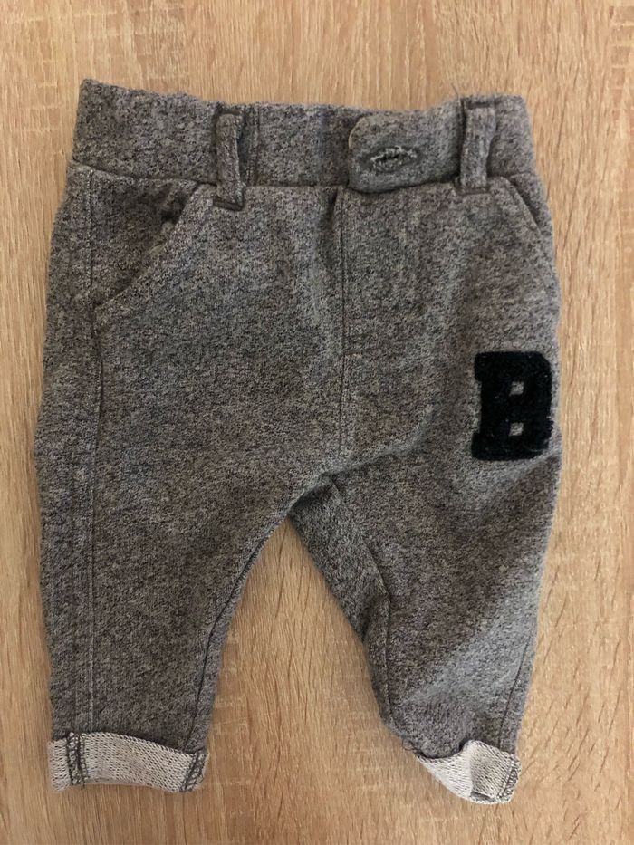 Lot 4 pantalons - photo numéro 4