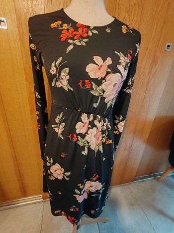 Robe stradivarius taille l 40