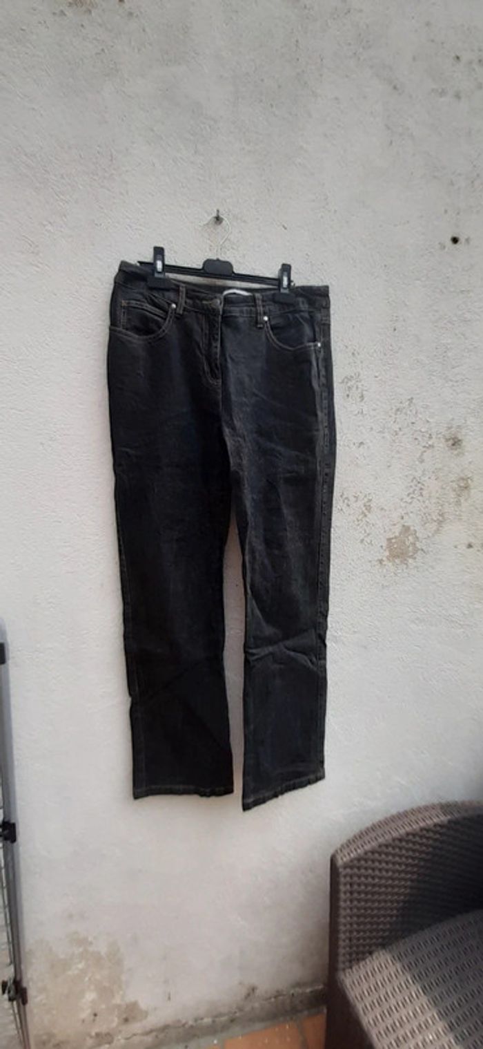 Jean noir large taille 42
