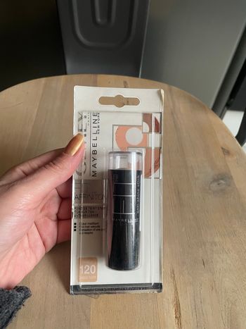 Maquillage Maybelline - Fond de teint Stick - Teinte 120 Vanille Classic Ivory - Neuf sous blister 