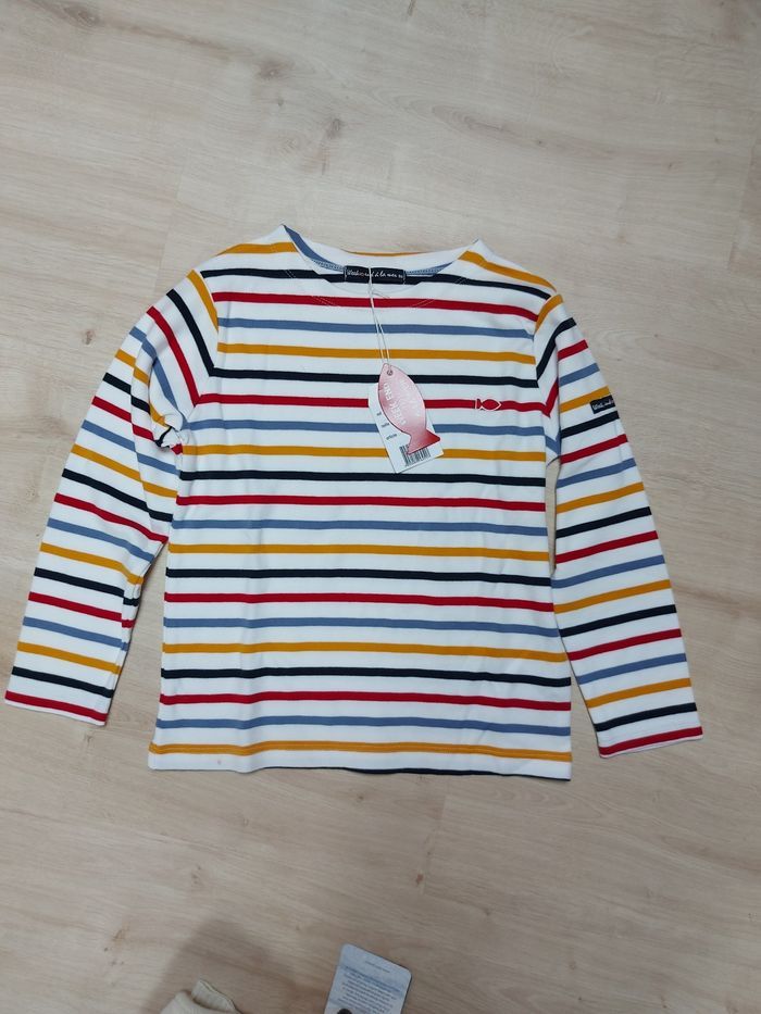 Tee-shirt rayé 8 ans