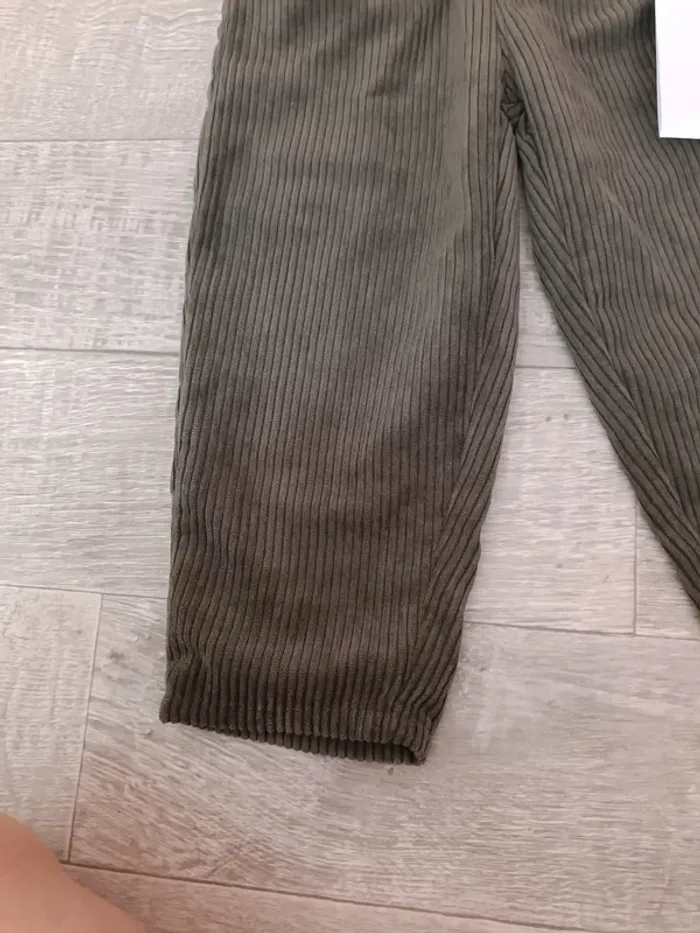 Pantalon 4 ans 104 cm - photo numéro 3