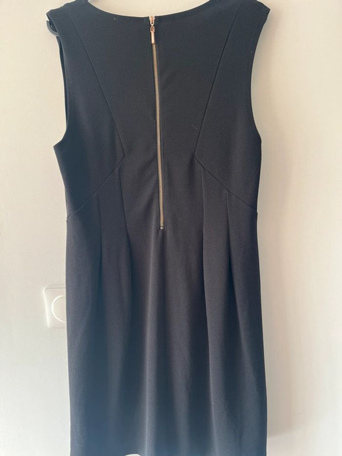 Robe noir - photo numéro 2