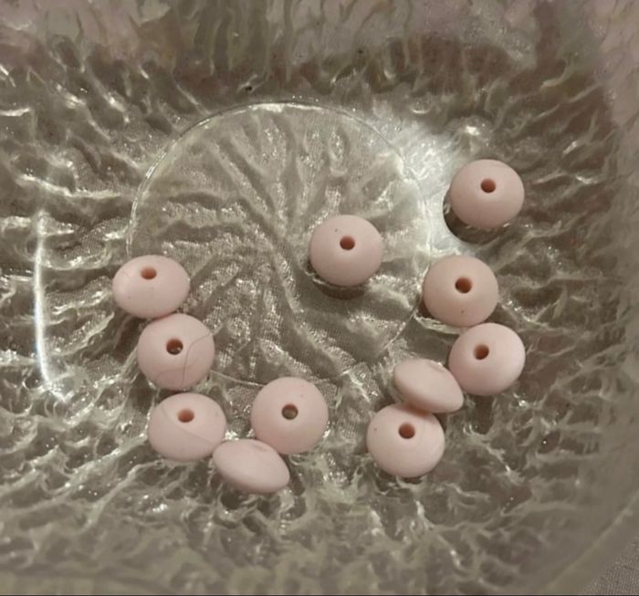 Perles plates rosé/beige