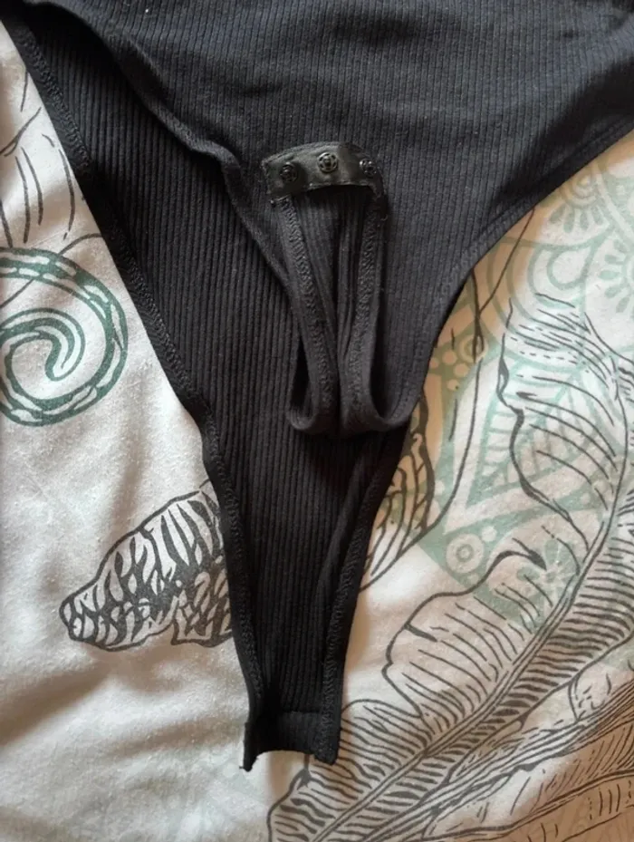 Body string avec une manche transparente Shein - photo numéro 6