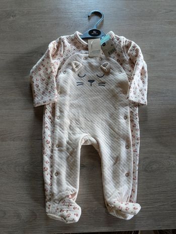 Pyjama neuf 6 mois