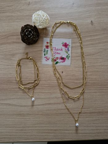 Parure collier bracelet