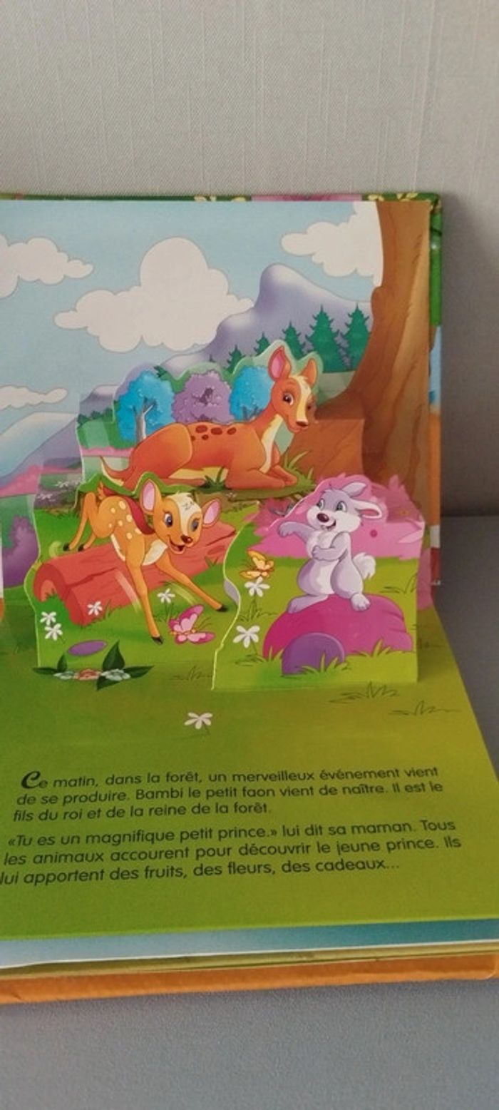 Conte pop-up animé Bambi - photo numéro 2