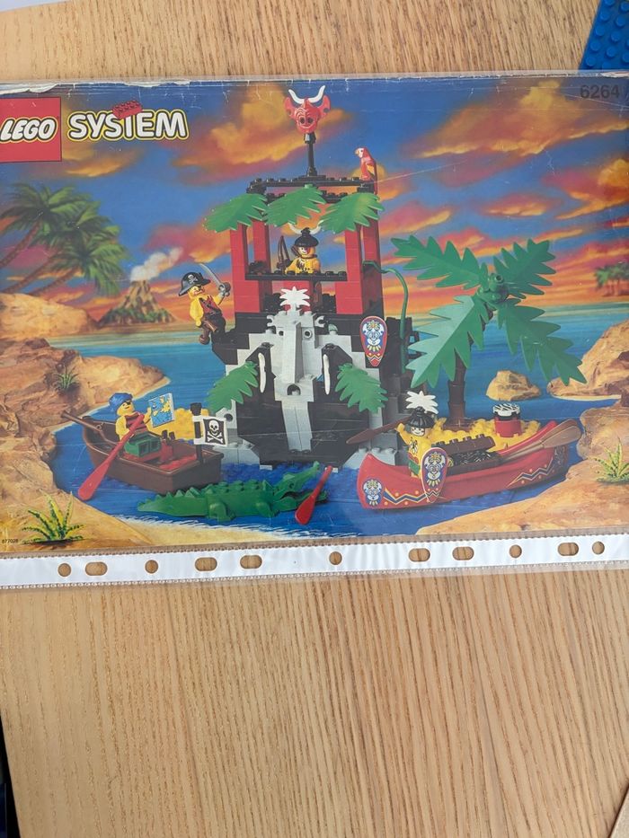 Lego 6264 la crique interdite. - photo numéro 4